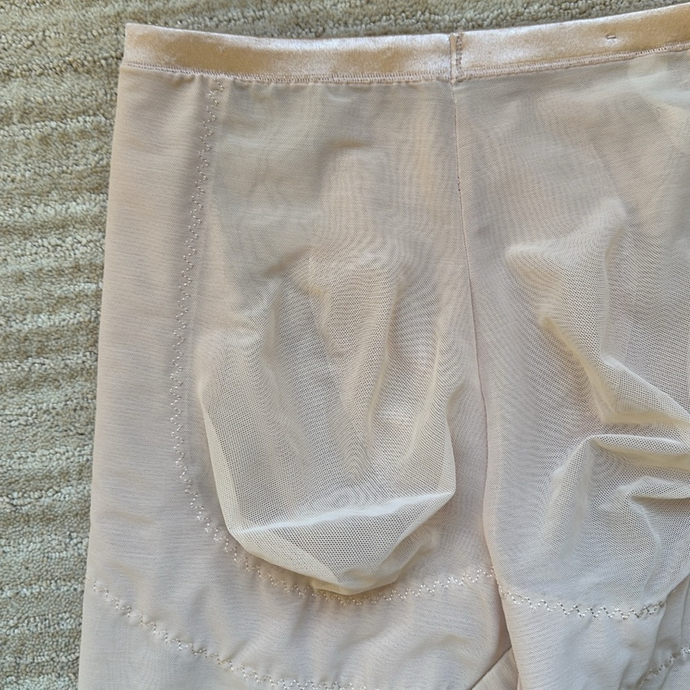 Flexees High Waist Firm Control Shapewear Booty Lifter Thigh Slimmer Nude Medium - Picture 9 of 15